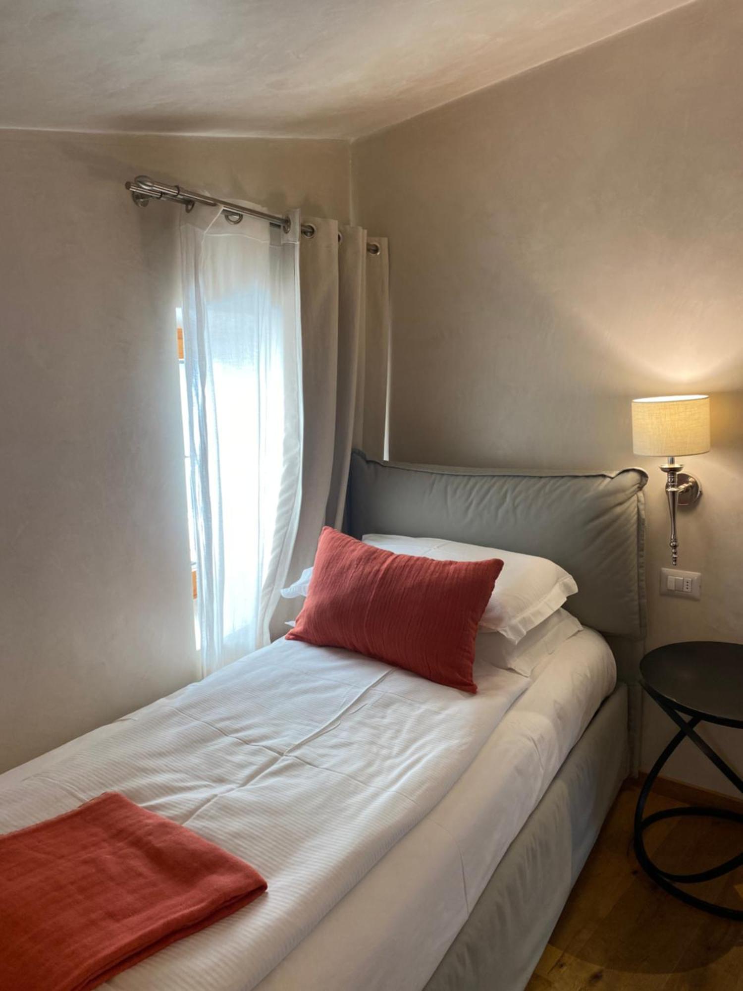 Casa L'Andrunel 利莫内-苏尔加达 客房 照片